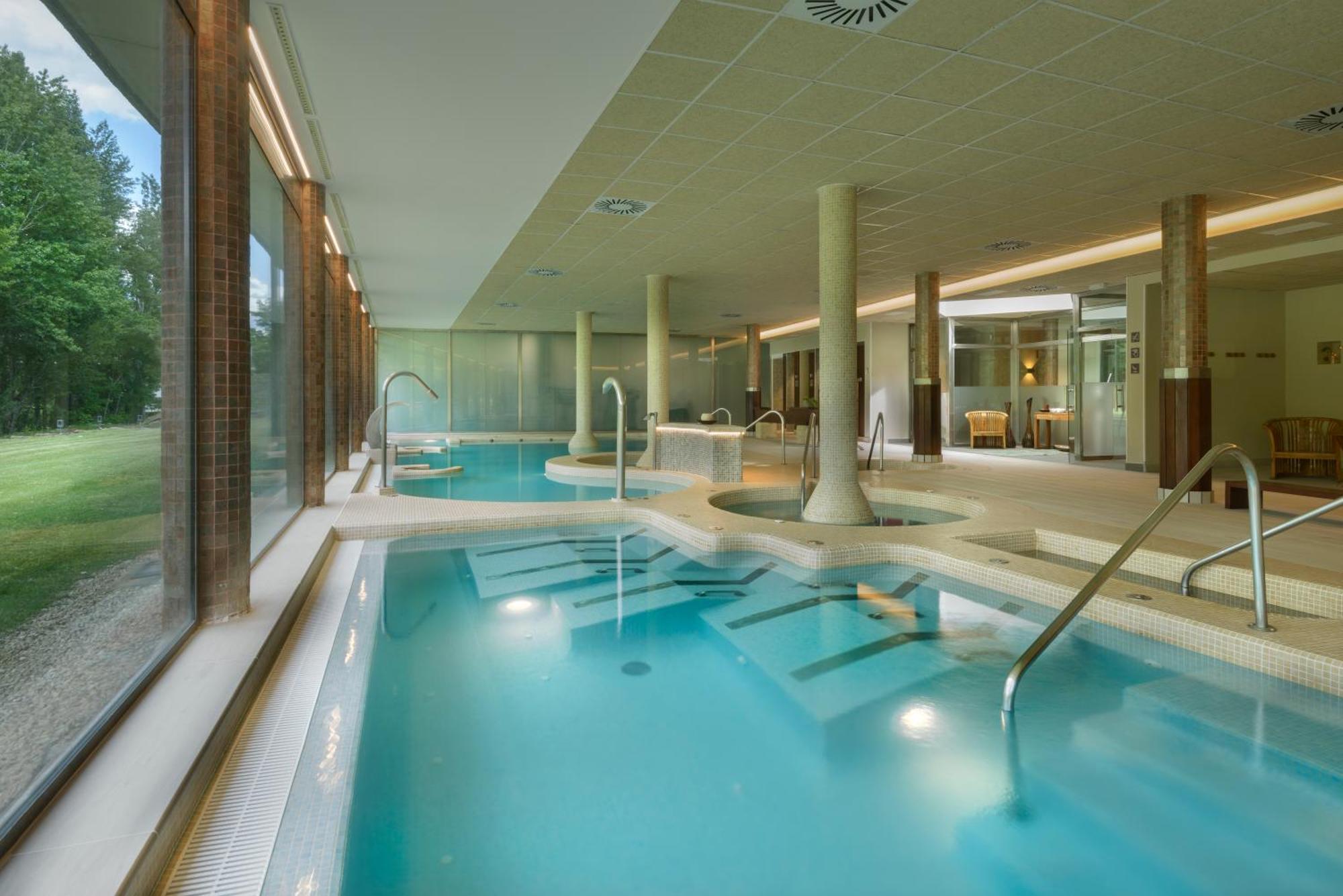 Hotel & Spa Monasterio De Boltaña Dış mekan fotoğraf The spa at The Grove