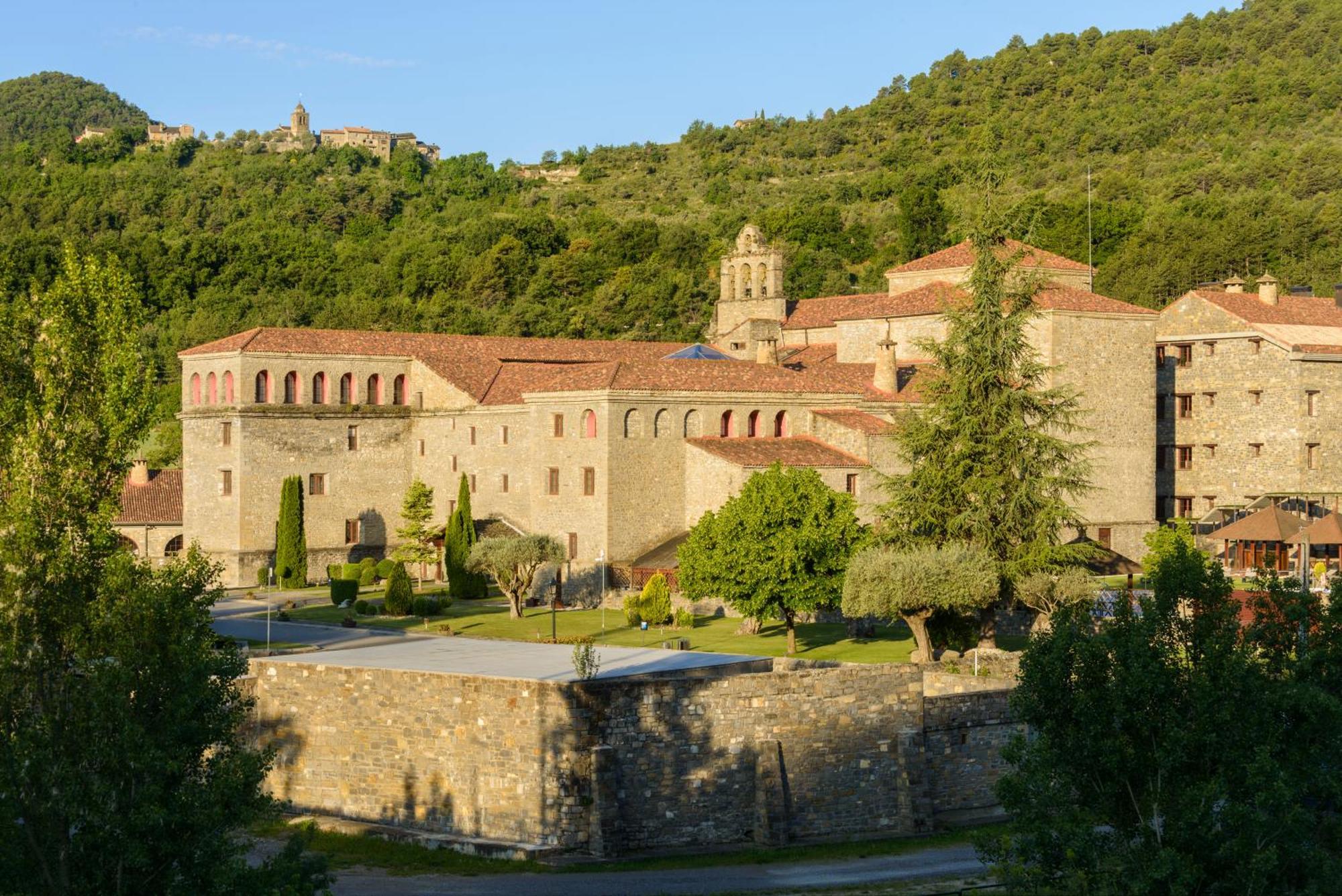 Hotel & Spa Monasterio De Boltaña Dış mekan fotoğraf The abbey in 2016